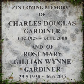Gardiner memorial stone